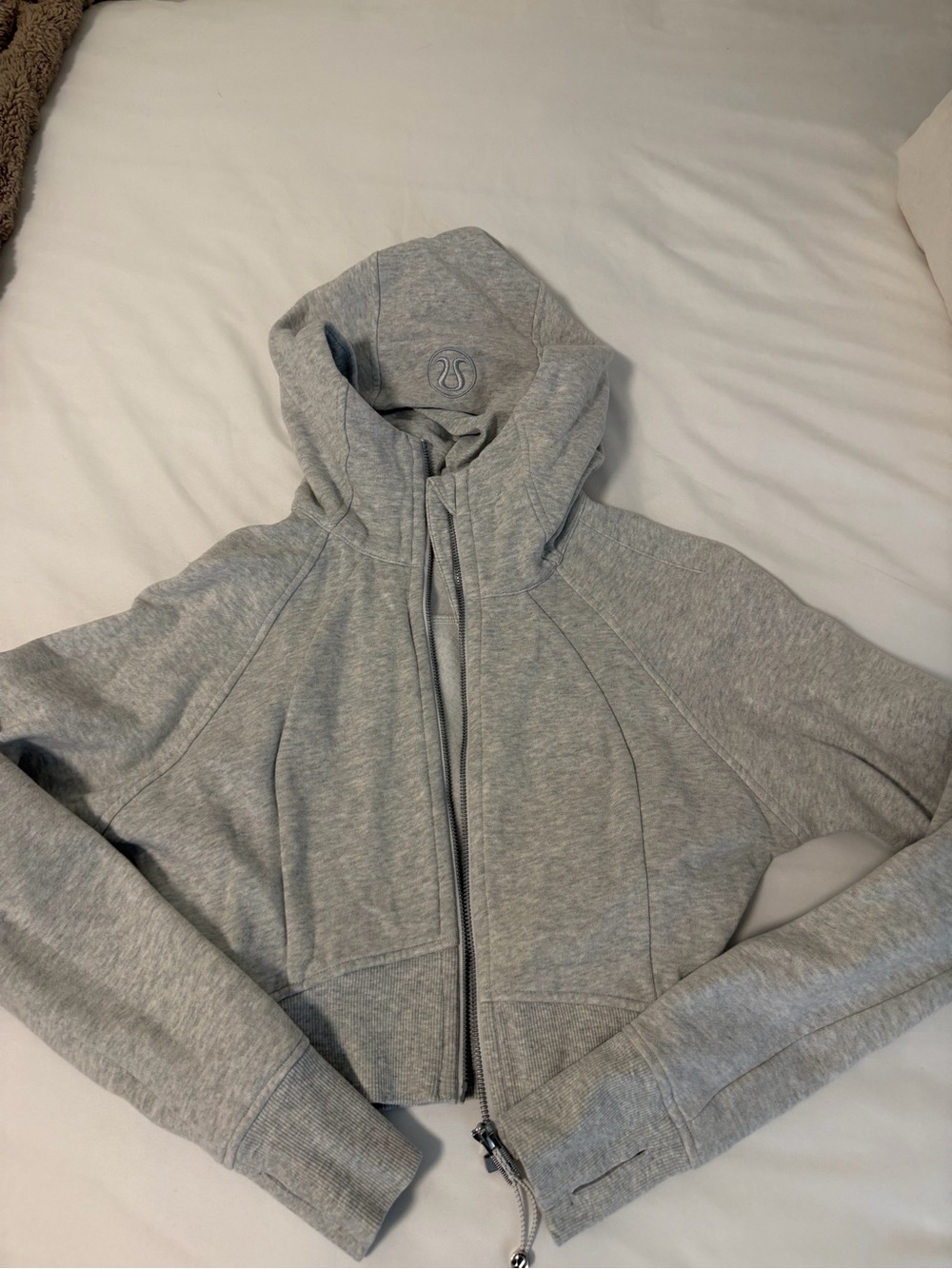 Lululemon Cropped Heather Grey Scuba